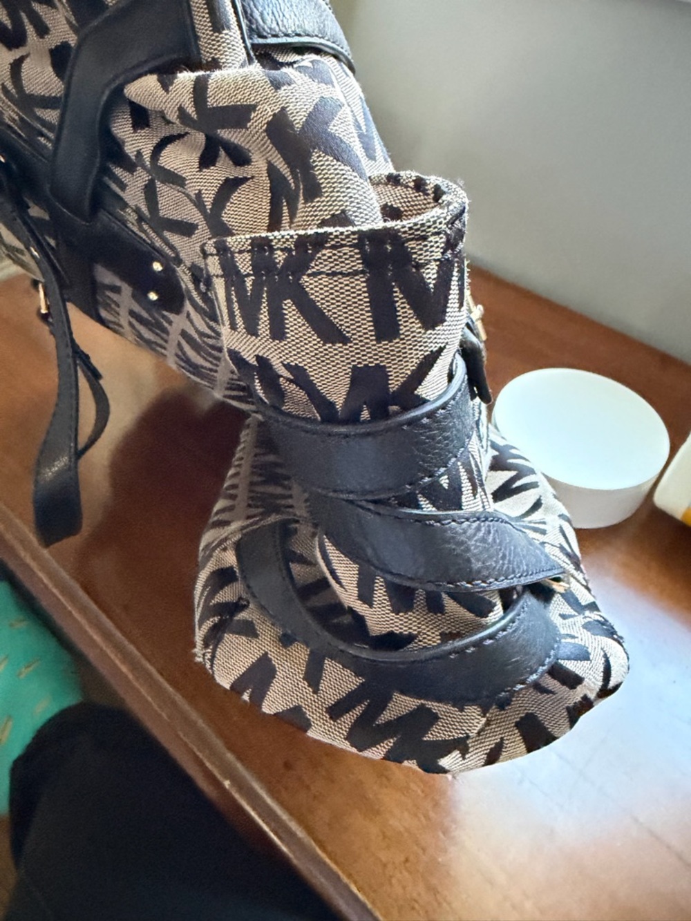 Michael Kors Beige and Black MK Logo Tote - Picture 6 of 7